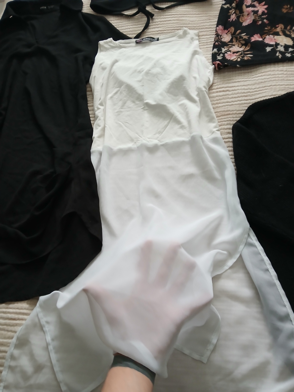 Women Medium Romatic/ Feminine Bundle - Picture 5 of 8